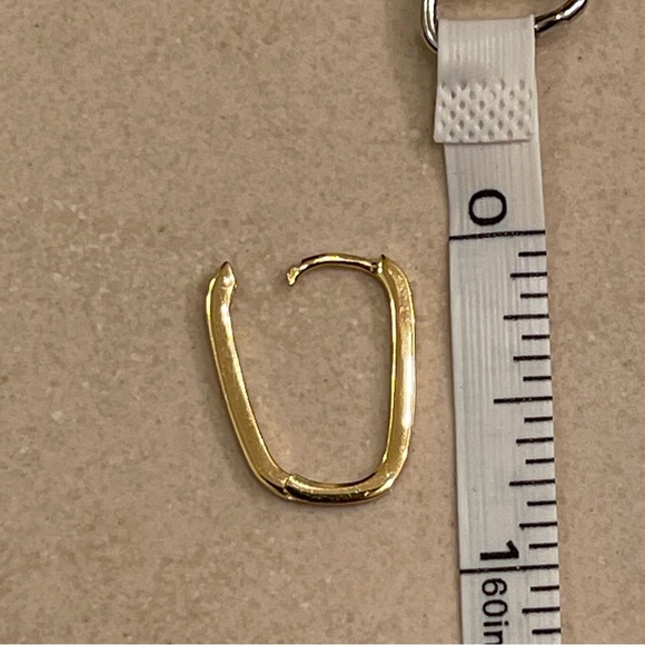 Athena Designs Single Earring Gold/925 Sterling Silver Rectangle Huggie Hoop - Picture 2 of 6